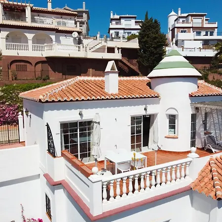 Amazing With Magical View And Pool In Nerja