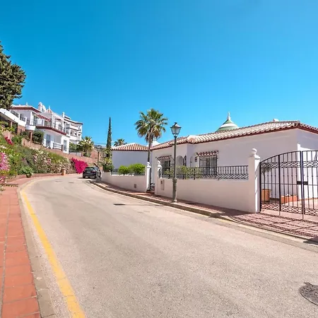 Amazing With Magical View And Pool In Nerja Villa *